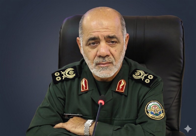 سرلشکر عبداللهی: تلاش پزشکان، پرستاران و کادر درمان شایسته احترام است