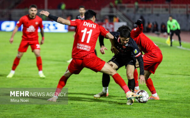 دوئل مدعیان قهرمانی در سکوت تبریز/پرسپولیس به زمین سخت رسید