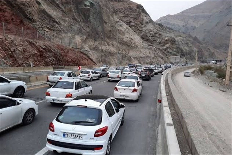 ترافیک پرحجم در محورهای مواصلاتی شمال