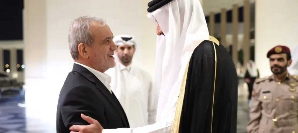 از توییت‌ «خاک‌خوری» در برابر تهدید موجودیتی تا خوش و بش با سران امارات و قطر
